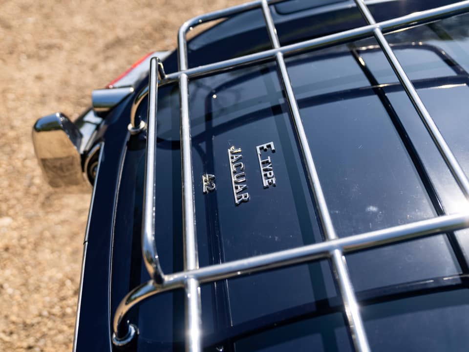 Image 31/86 de Jaguar E-Type (1967)
