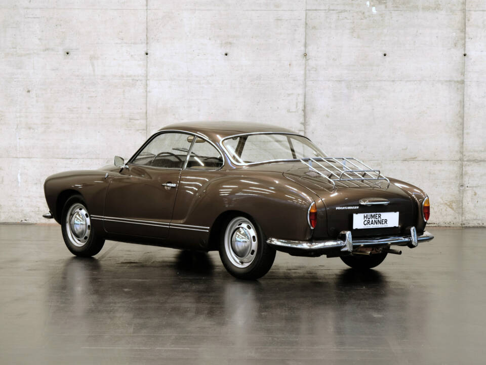 Immagine 2/23 di Volkswagen Karmann Ghia 1500 (1969)