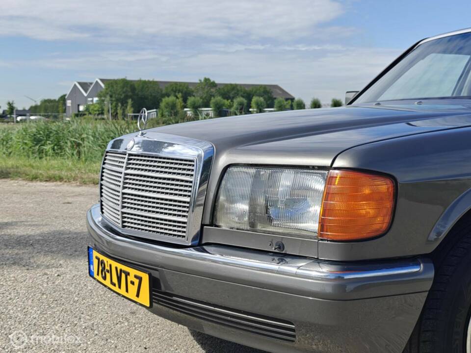 Bild 14/39 von Mercedes-Benz 420 SEL (1986)