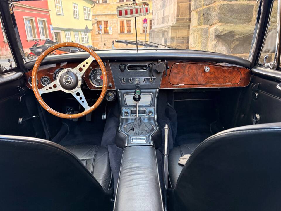 Afbeelding 9/22 van Austin-Healey 3000 Mk III (BJ8) (1967)