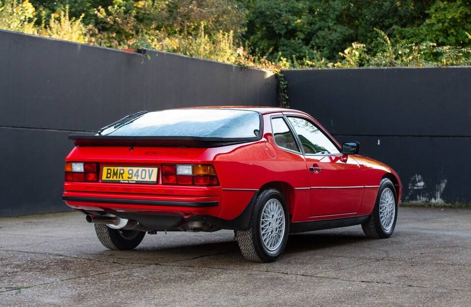 Image 3/50 of Porsche 924 Turbo (1980)