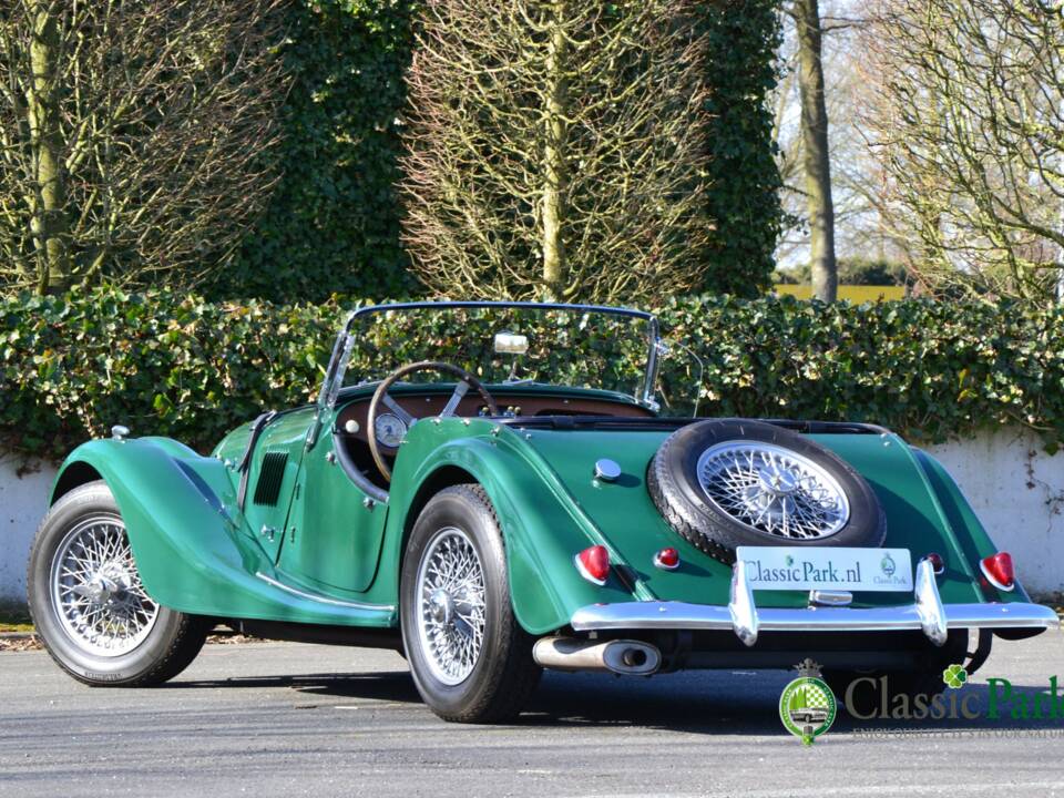Image 3/50 of Morgan 4/4 Series IV (1962)