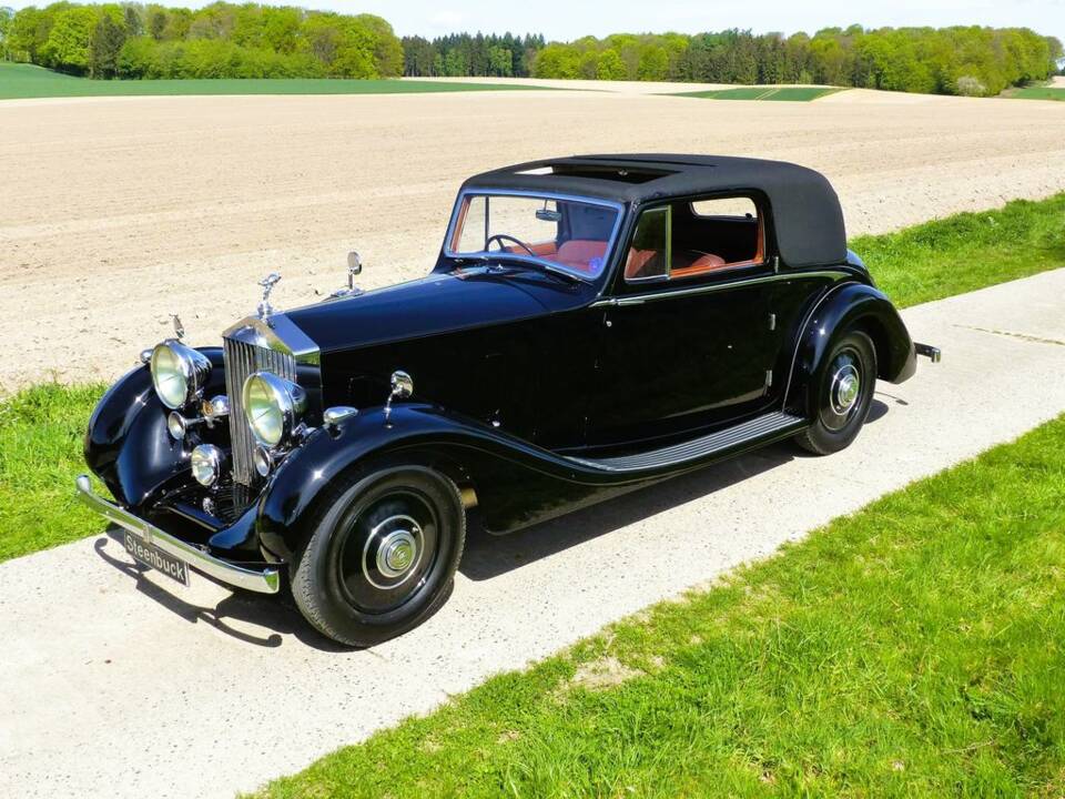Rolls-Royce 25/30 HP Fixed Head Coupé (FHC) James Young 1936