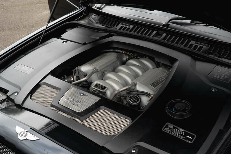 Image 15/47 of Bentley Arnage T (2005)