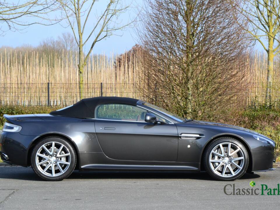 Bild 22/50 von Aston Martin V8 Vantage S (2013)