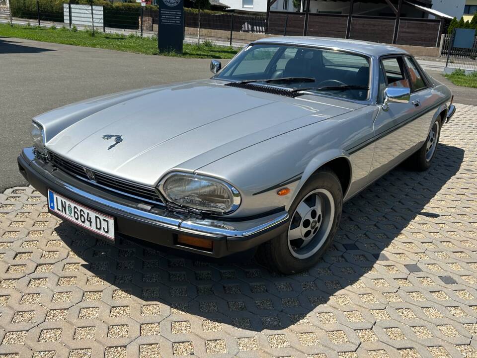 Image 1/6 of Jaguar XJ-S H.E. (1981)