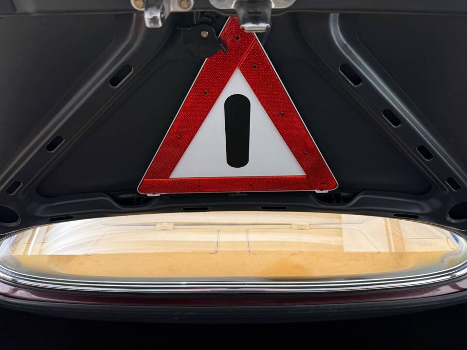 Image 18/18 of Mercedes-Benz 500 SE (1985)