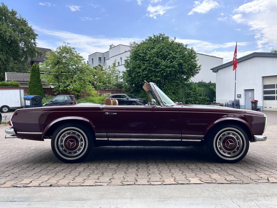 Image 33/40 de Mercedes-Benz 280 SL (1968)