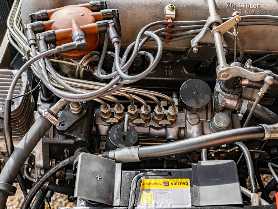 Image 57/86 of Mercedes-Benz 300 SE (1965)