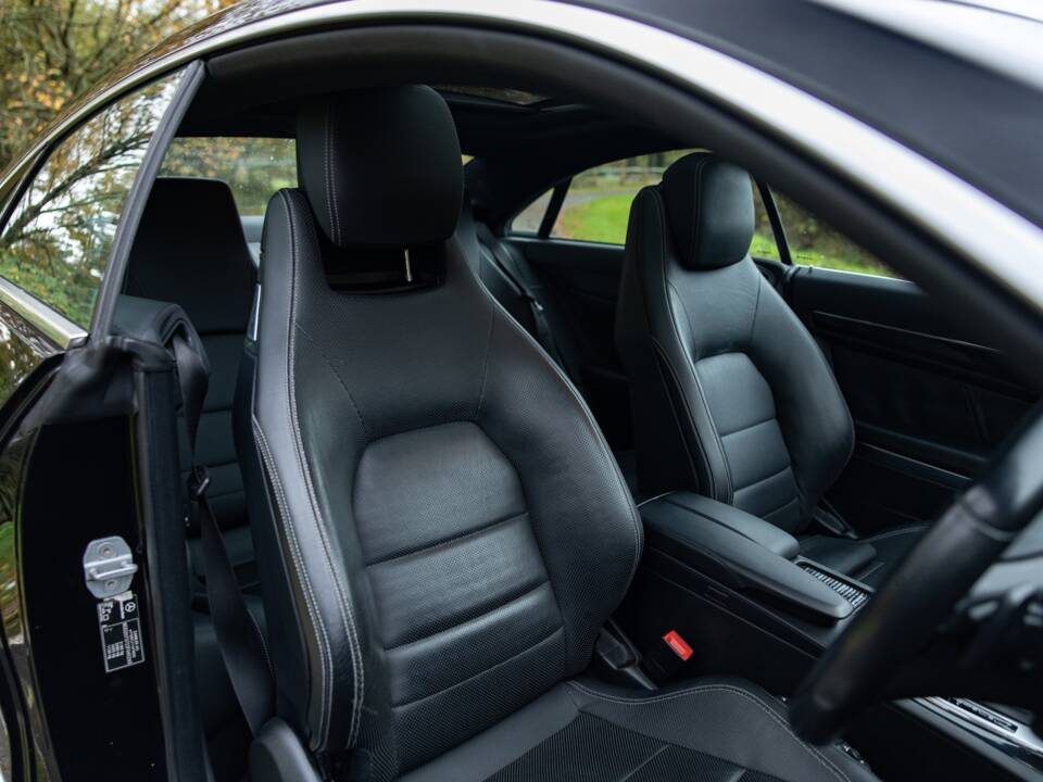 Bild 31/44 von Mercedes-Benz E 500 (2010)