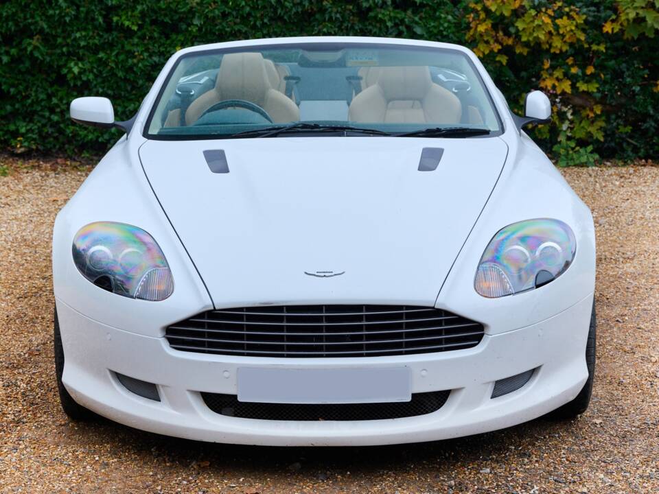 Image 6/50 of Aston Martin DB 9 Volante (2009)