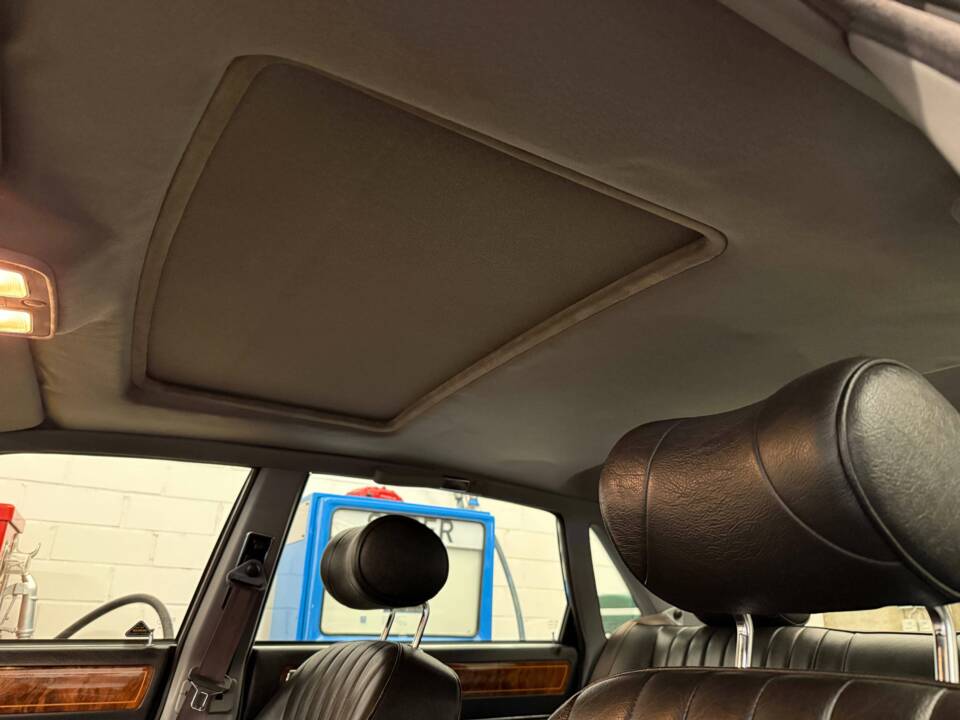 Image 11/19 of Jaguar XJ 40 4.0 (1993)