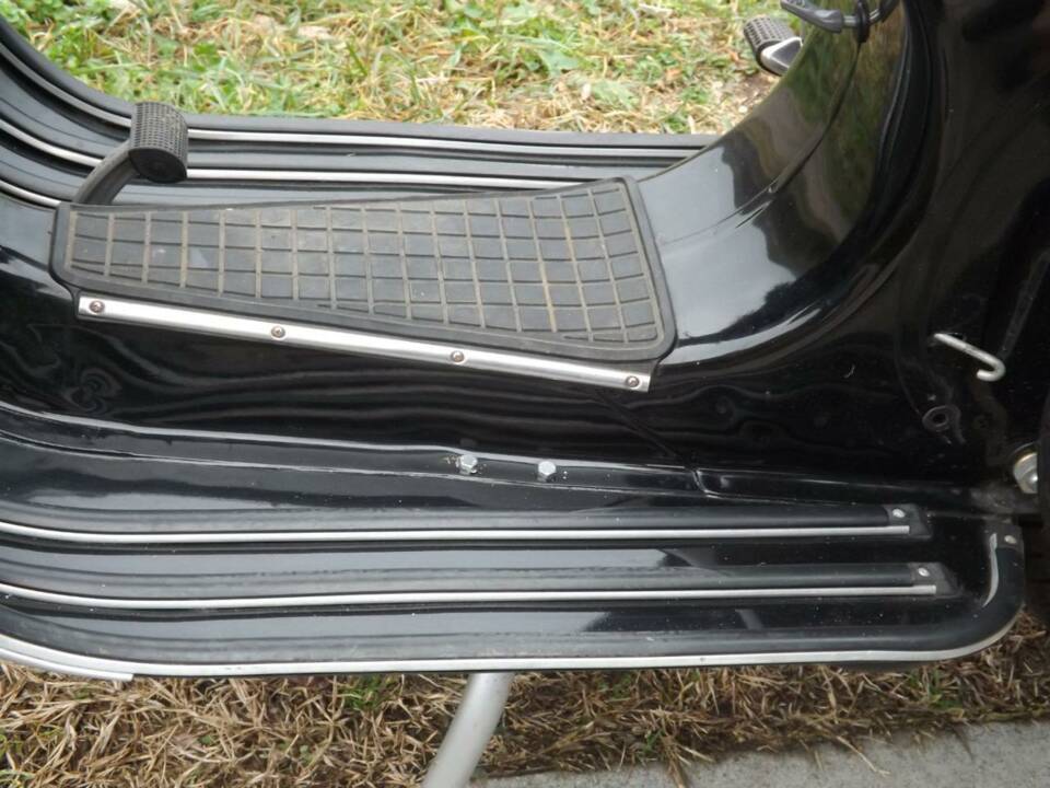 Immagine 40/50 di Piaggio Vespa PX 125 E (1983)