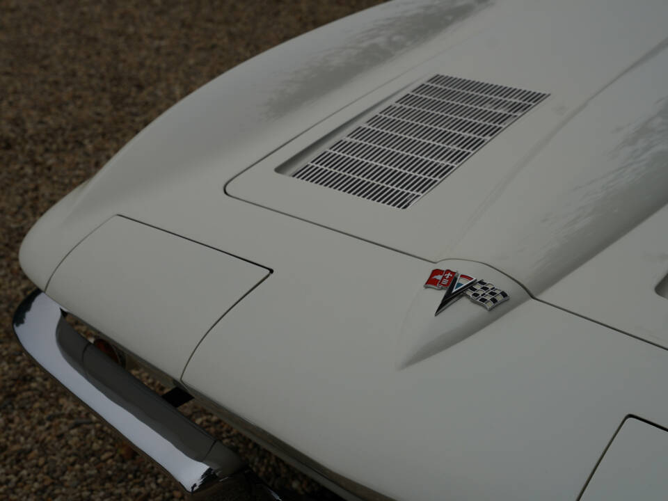 Image 42/50 of Chevrolet Corvette Sting Ray (1963)