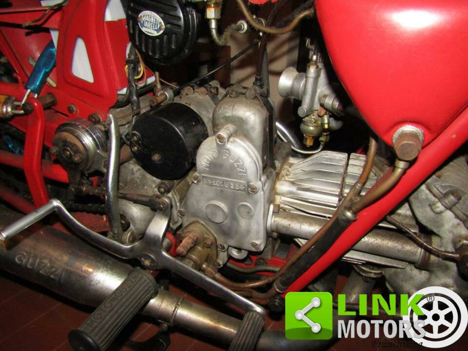 Image 8/10 of Moto Guzzi DUMMY (1957)