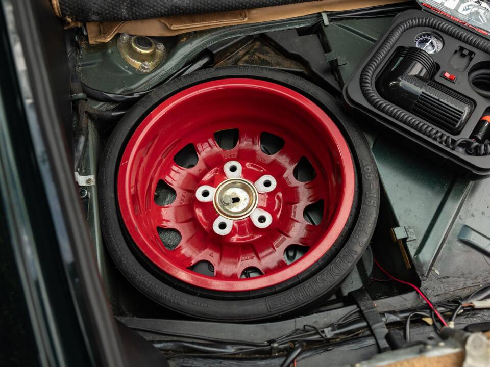 Bild 34/69 von Porsche 928 S4 (1989)