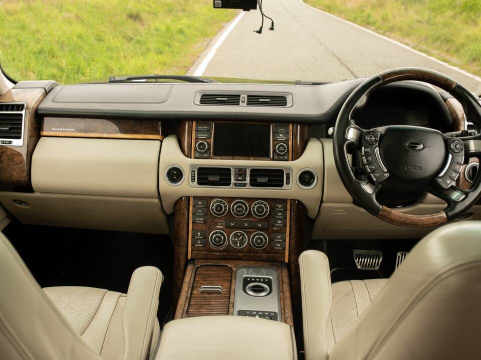 Image 48/50 of Land Rover Range Rover 4.4 TDV8 Vogue SE (2012)