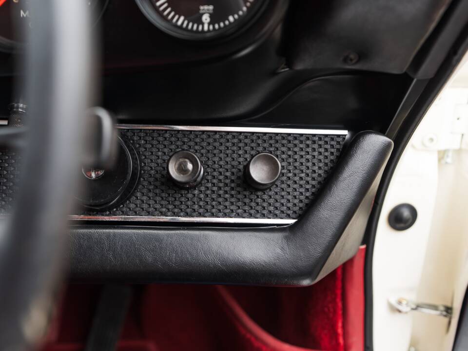 Bild 50/90 von Porsche 911 2.0 E (1969)