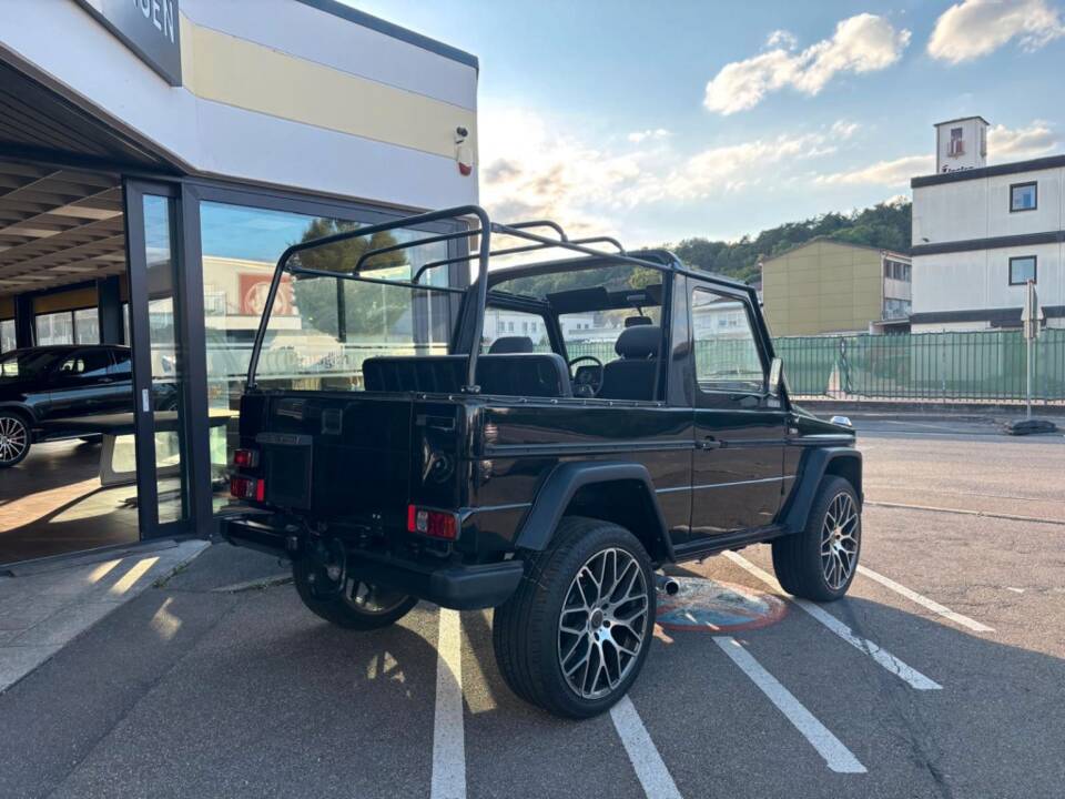 Image 4/11 of Mercedes-Benz 300 GD (SWB) (1980)