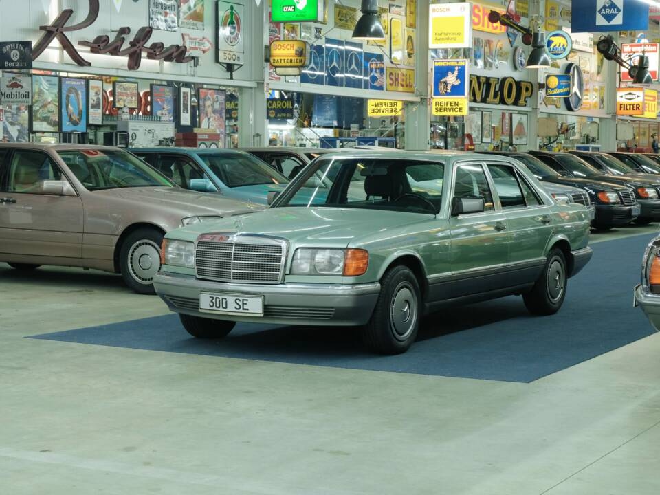Bild 9/50 von Mercedes-Benz 300 SE (1986)