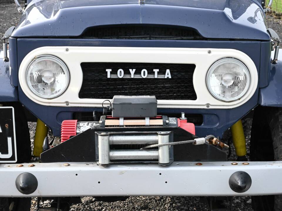 Image 25/50 de Toyota Land Cruiser FJ 40 (1970)
