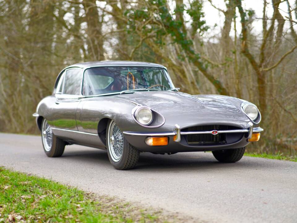 Image 1/25 de Jaguar E-Type (1969)