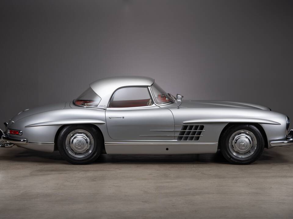 Image 9/47 of Mercedes-Benz 300 SL Roadster (1963)