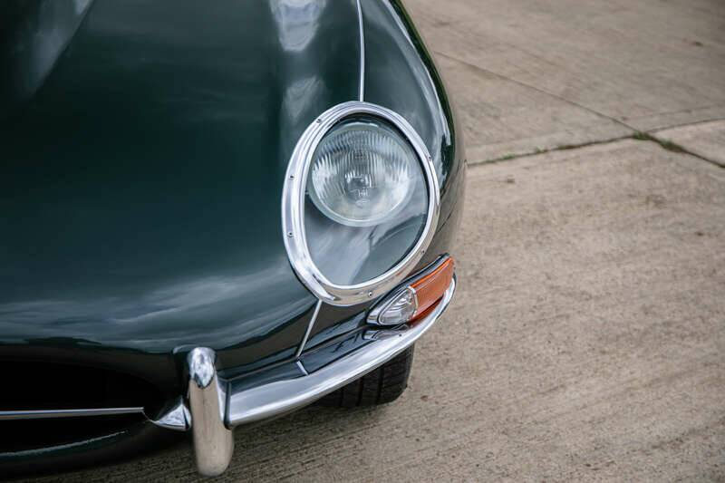 Image 22/36 de Jaguar E-Type (1967)