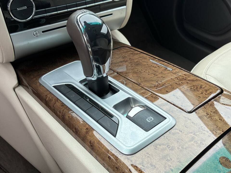 Image 16/56 of Maserati Quattroporte S (2015)