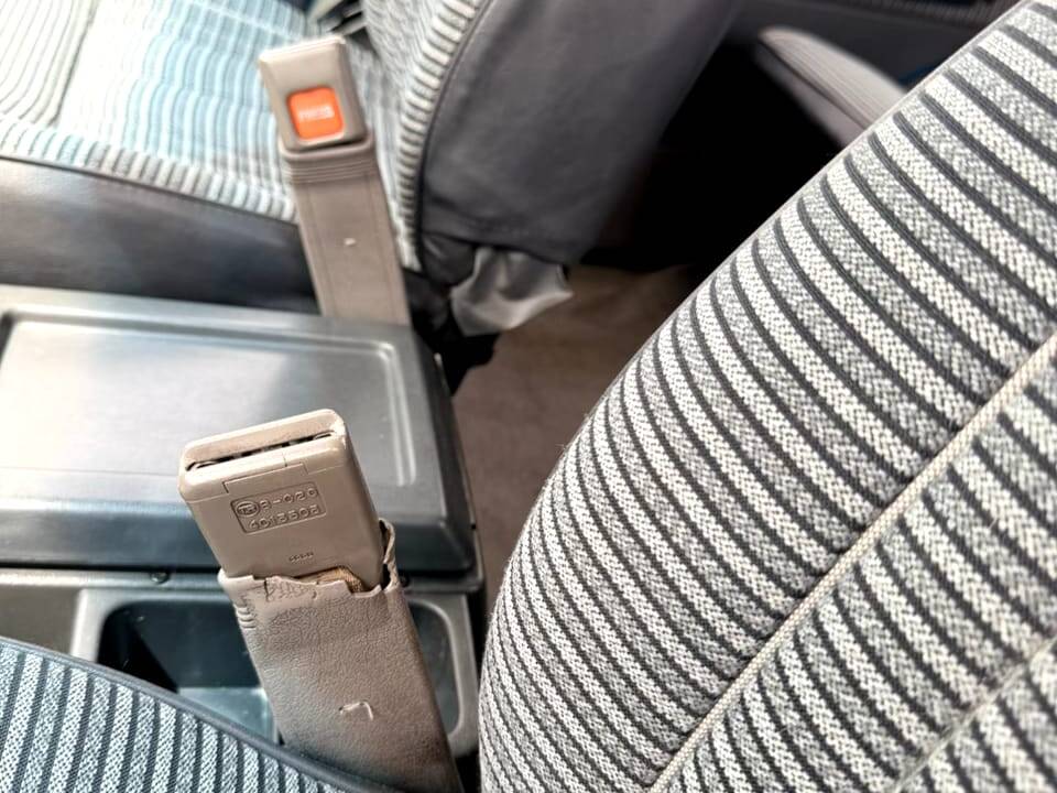 Bild 45/54 von Toyota Landcruiser FJ 60 (1984)