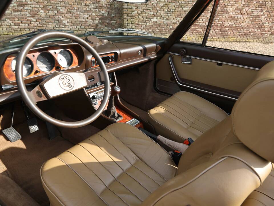 Afbeelding 24/50 van Peugeot 504 Convertible (1981)