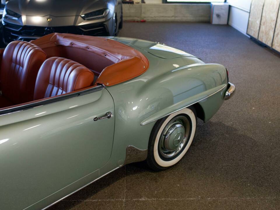 Image 11/28 of Mercedes-Benz 190 SL (1960)
