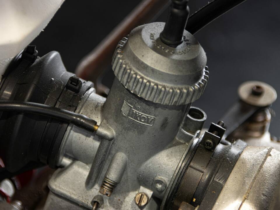 Image 50/50 of CZ 250 (1977)