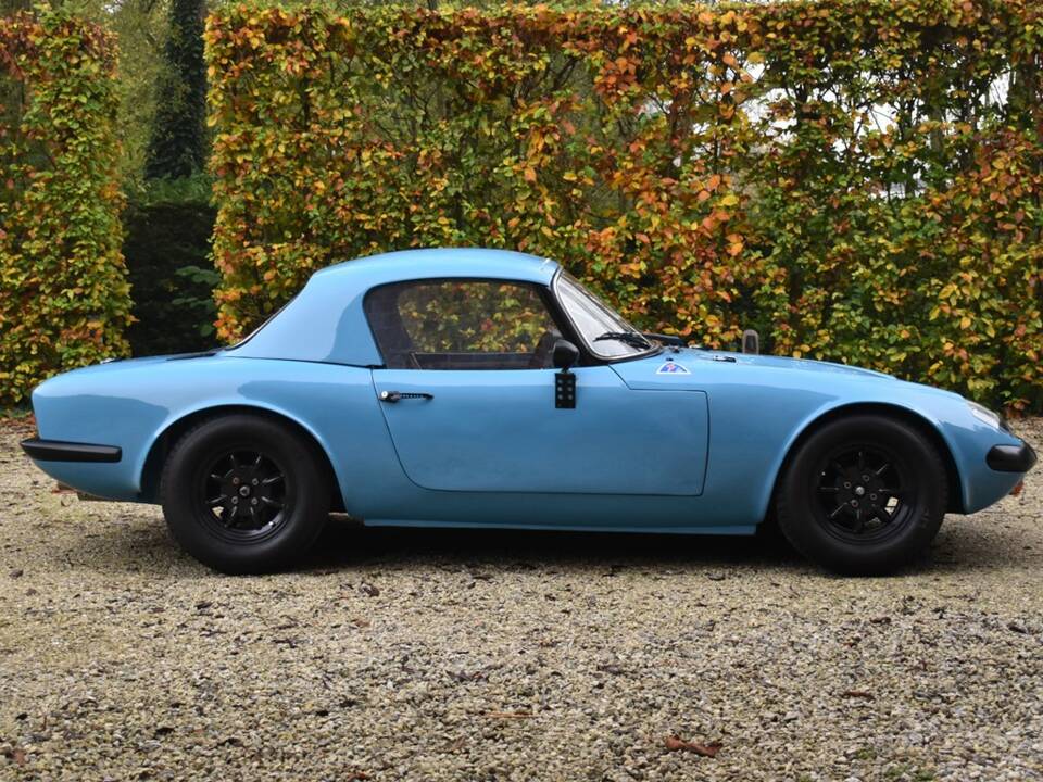 Image 11/44 of Lotus Elan (1965)