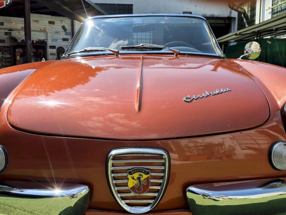 Image 25/71 of Cisitalia Spyder Riviera 850 Scorpione (1960)