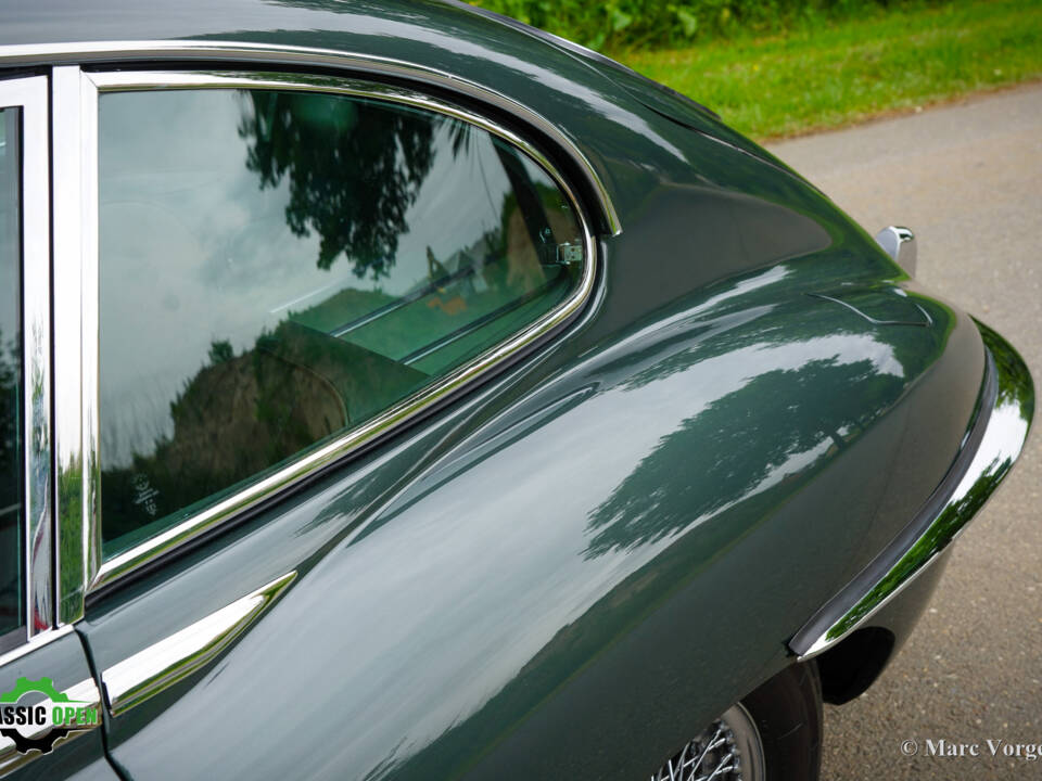 Afbeelding 46/61 van Jaguar E-Type (2+2) (1969)