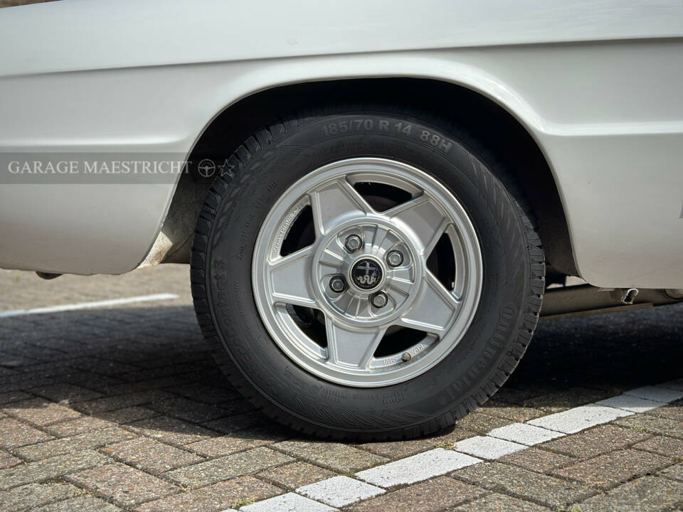 Afbeelding 13/72 van Alfa Romeo 2000 Spider Veloce (1981)