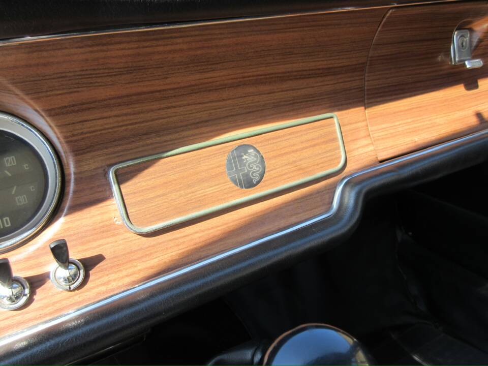 Bild 20/54 von Alfa Romeo Giulia GTA 1300 Junior (1968)