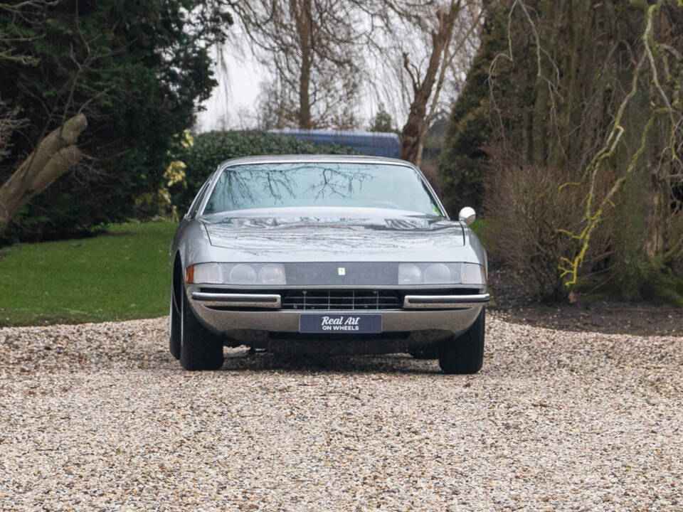 Image 3/16 of Ferrari 365 GTB&#x2F;4 Daytona (1969)