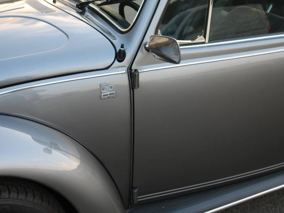 Image 49/50 of Volkswagen Beetle 1200 Anniversary Edition (1985)