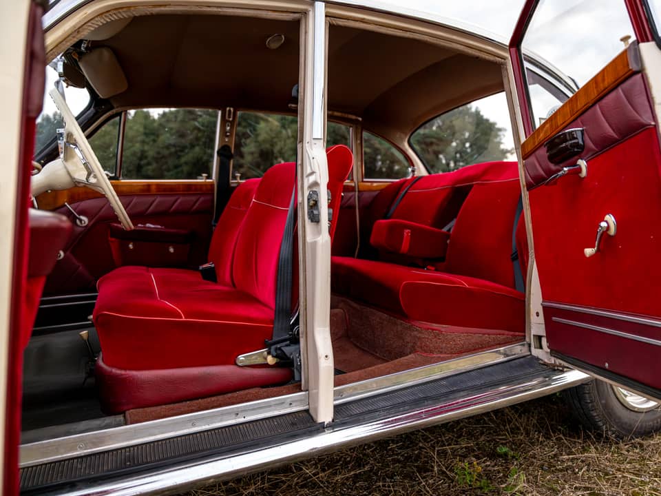Afbeelding 11/19 van BMW 502 - 3.2 Litre (1961)