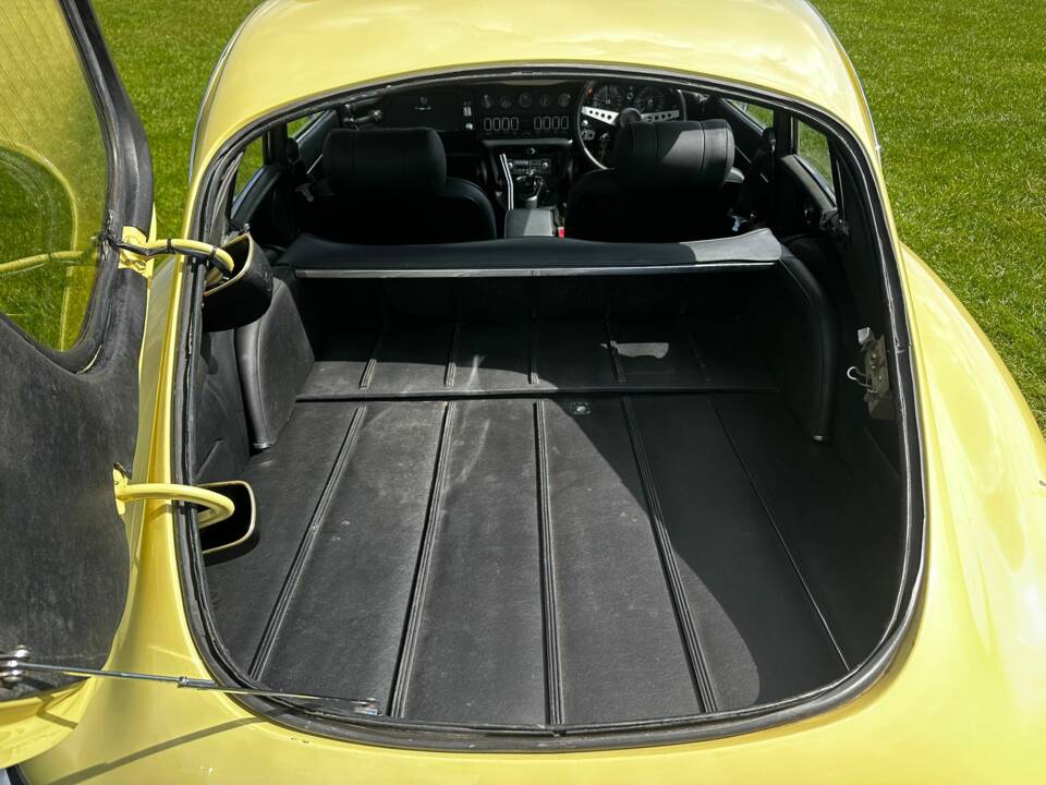Imagen 30/39 de Jaguar E-Type V12 (2+2) (1972)