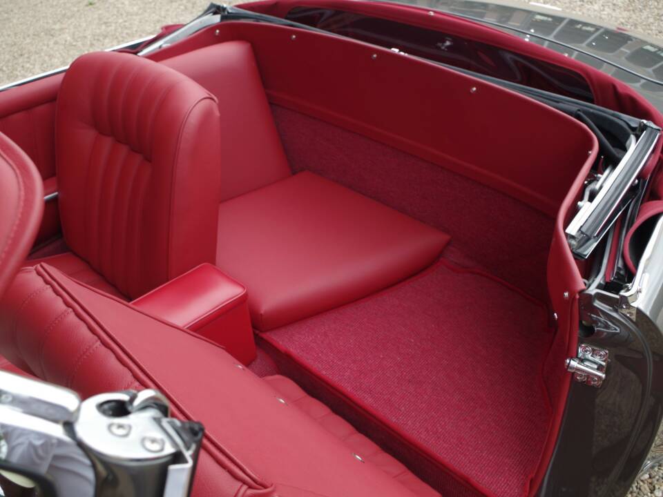 Image 12/50 of Mercedes-Benz 190 SL (1959)