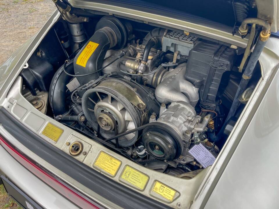Imagen 31/31 de Porsche 911 Carrera 3.2 (1984)