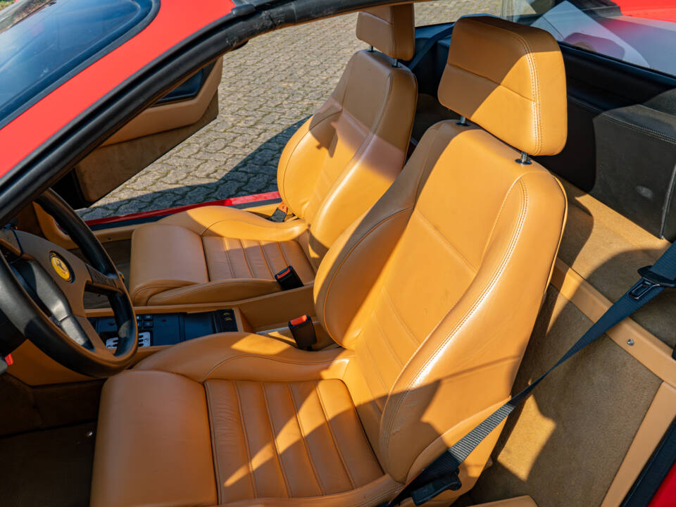 Image 4/5 of Ferrari 348 TS (1992)