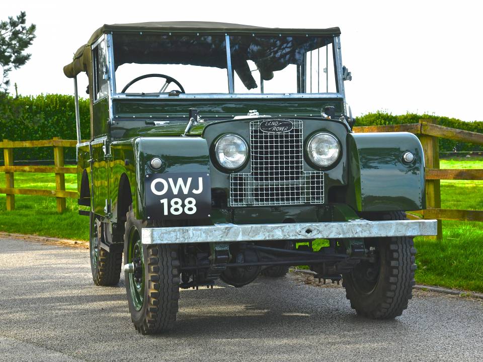 Image 2/13 of Land Rover 80 (1953)