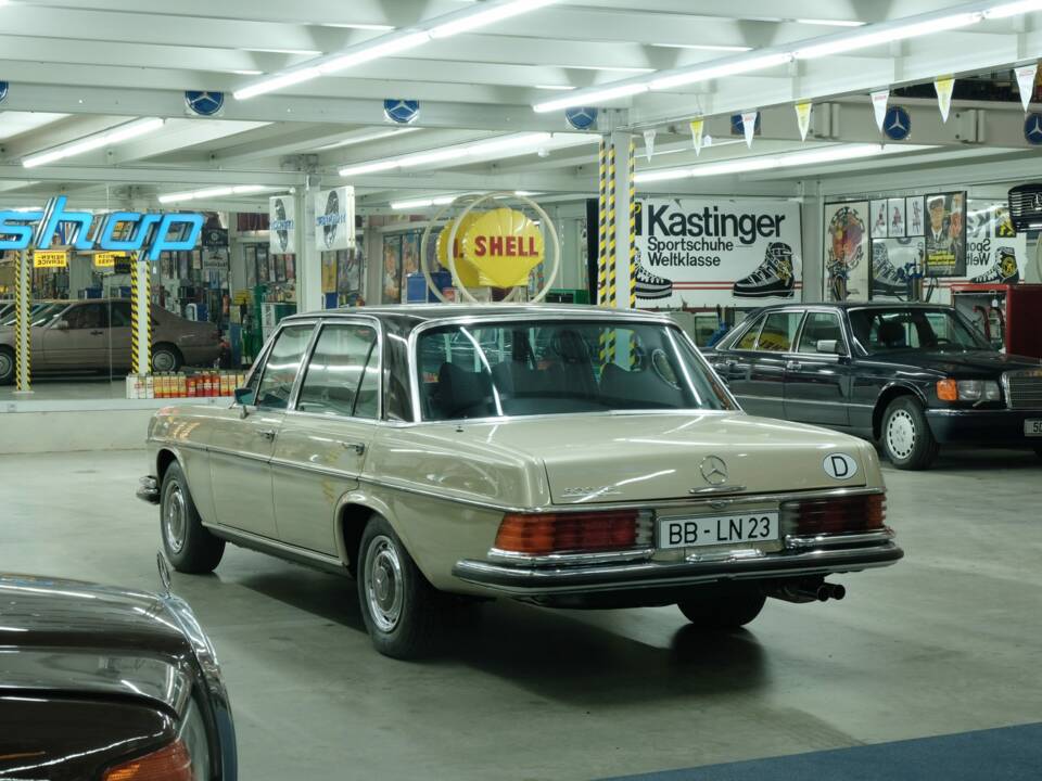 Bild 9/50 von Mercedes-Benz 300 SEL 6.3 (1968)