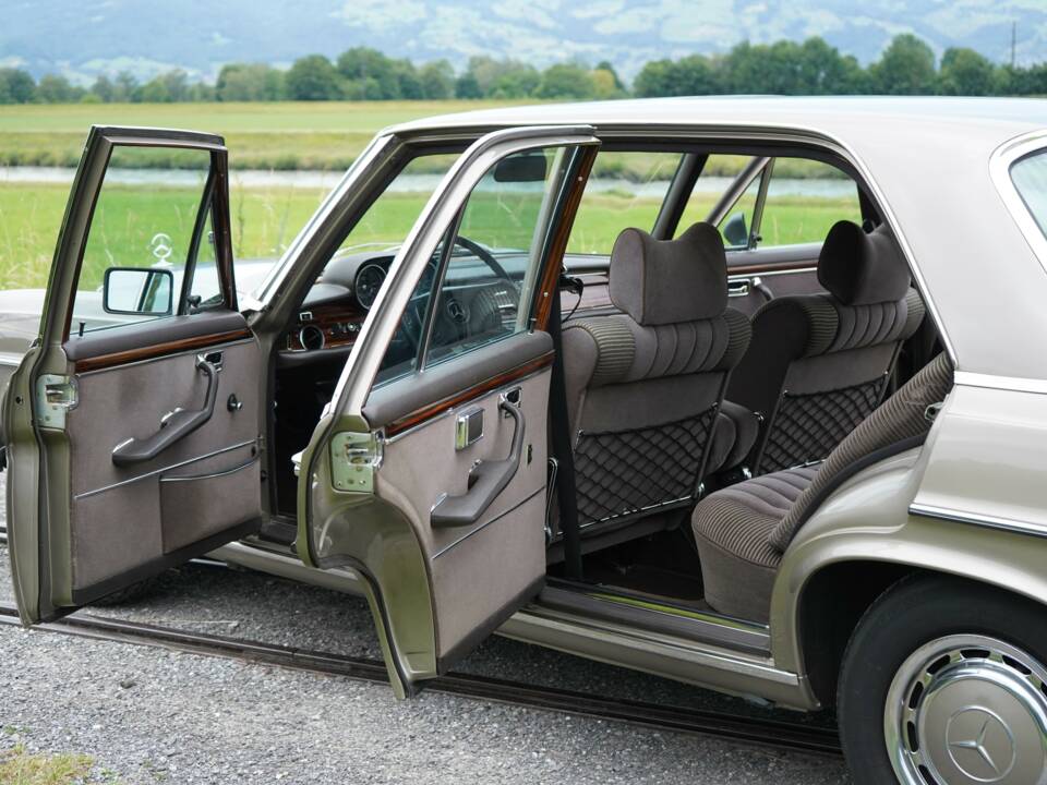 Afbeelding 3/89 van Mercedes-Benz 300 SEL 6.3 (1972)