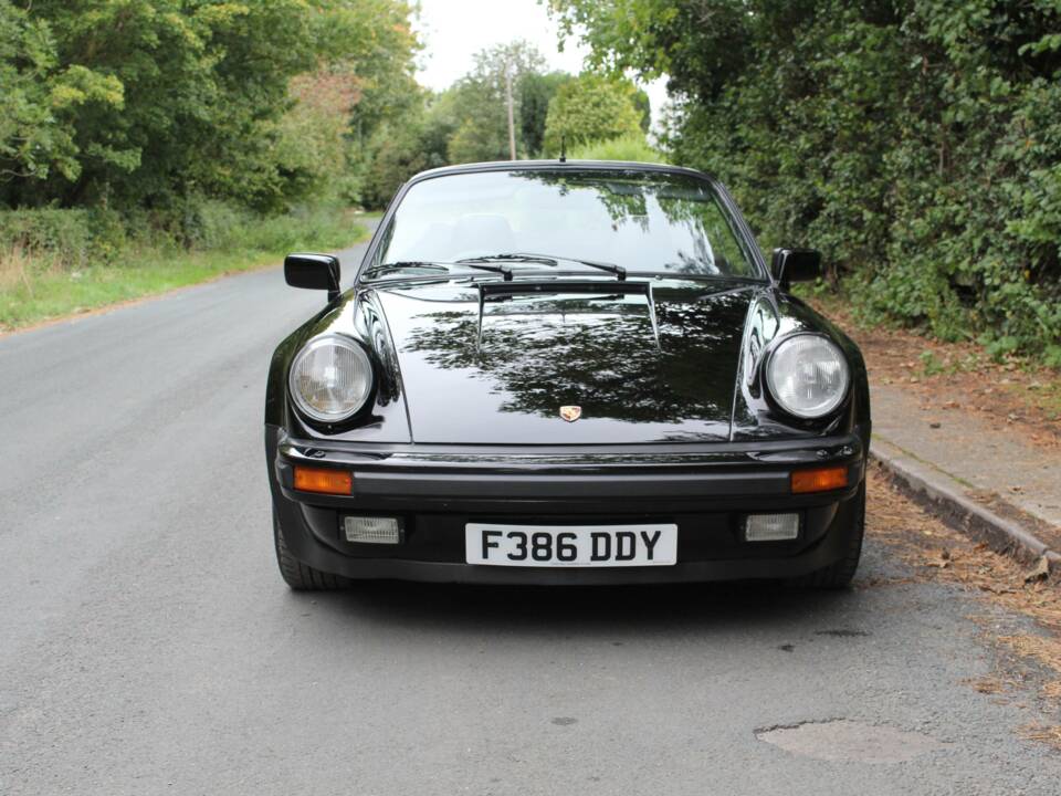 Image 2/18 de Porsche 911 Turbo 3.3 Flatnose (1988)