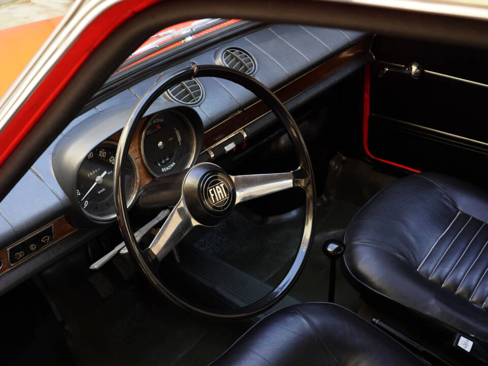 Image 19/94 of FIAT 850 Coupe (1966)